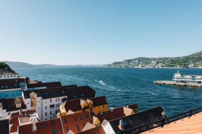 Beautiful penthouse with an ocean view in Bergen
